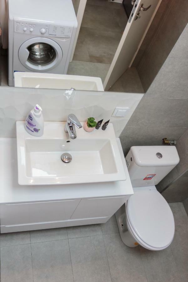 Gold Class Apartment Ams 63 Cluj-Napoca Esterno foto