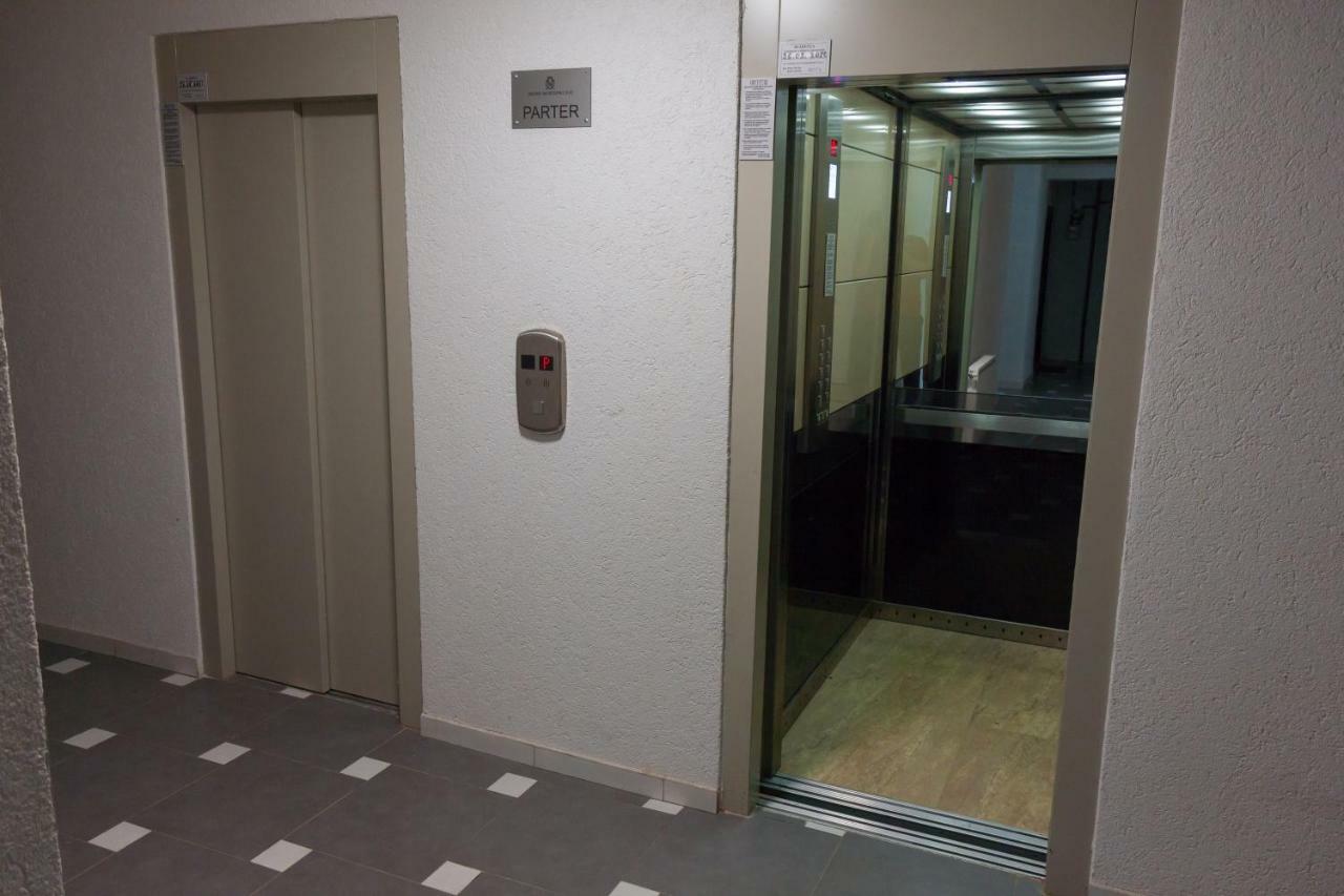 Gold Class Apartment Ams 63 Cluj-Napoca Esterno foto
